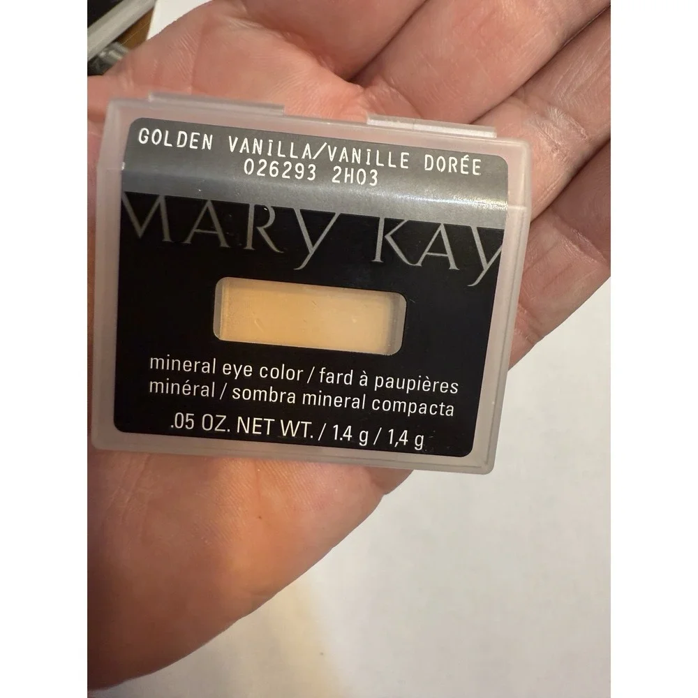 Lot of 9 Mary Kay‎ Mineral Eye Color Eye Shadow .05 oz Brand New DISCONTINUED